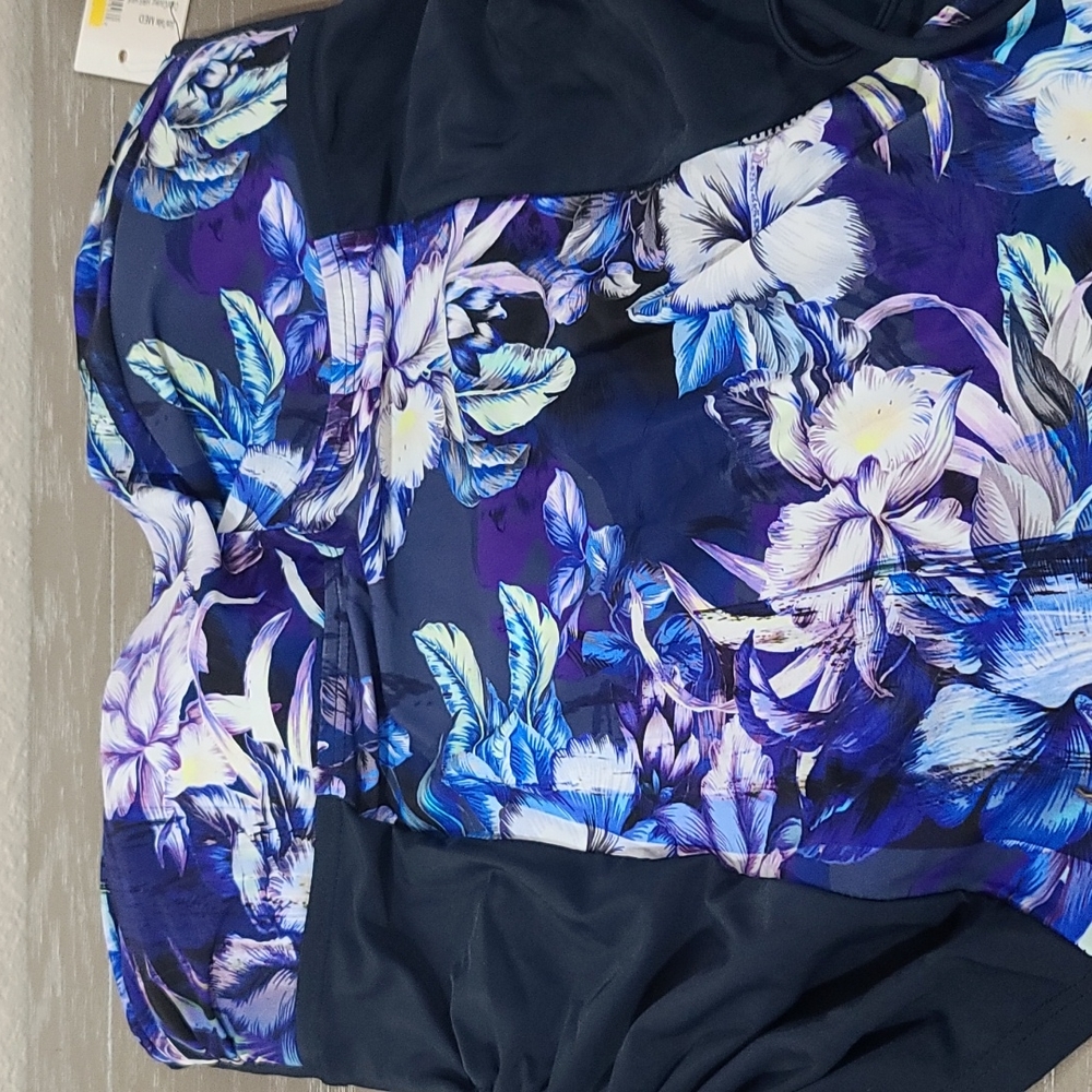 New Cyn & Luca tankini top